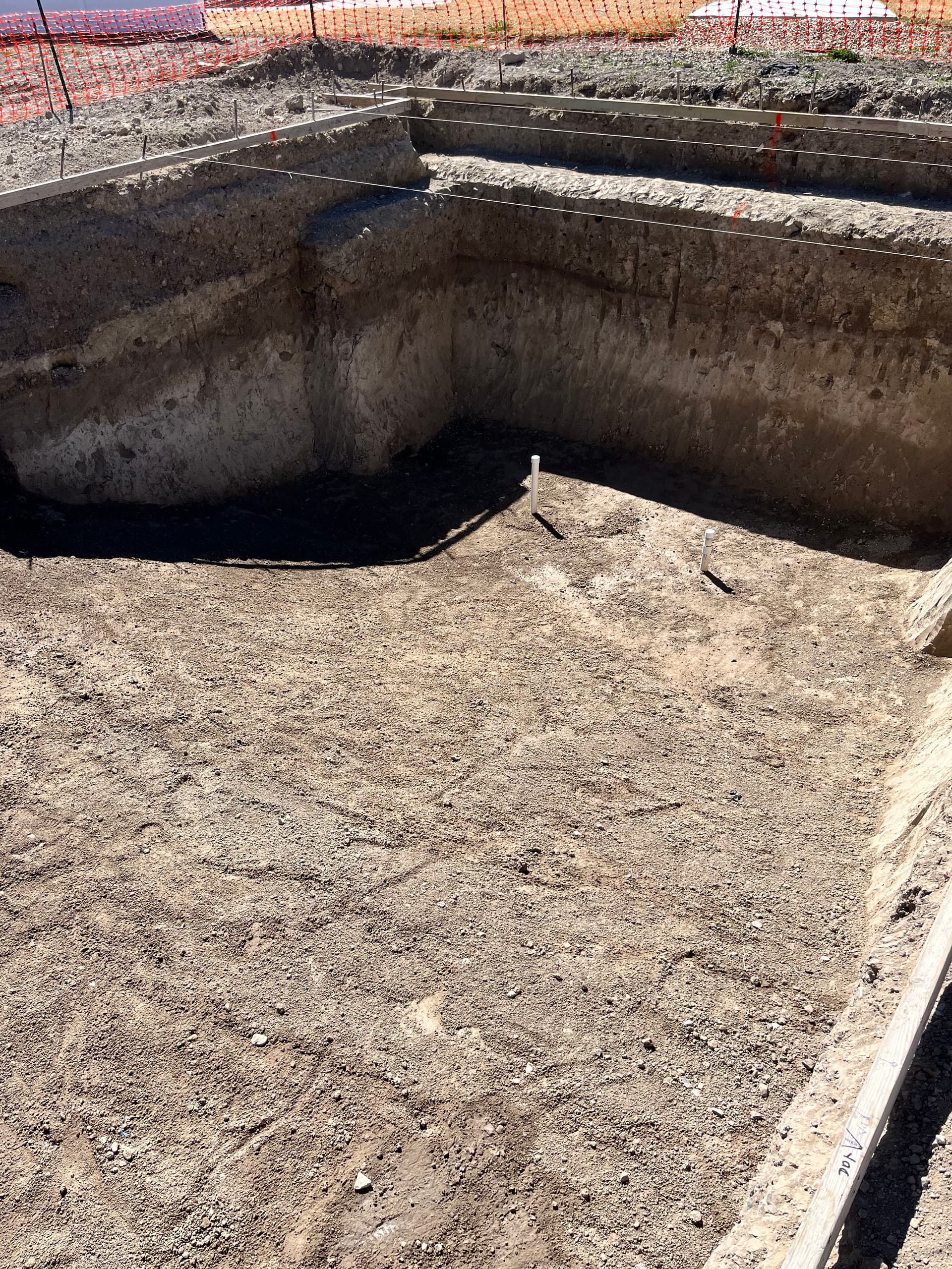 Gallery photos for Perfectly Shaped Foundations for Your Dream Pool: Image #1